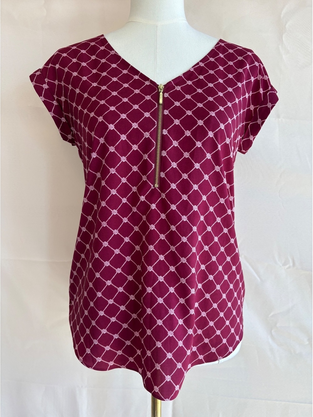 Express Women's Burgundy Geometric Print Short Sleeve Top with Front Zip, Size S